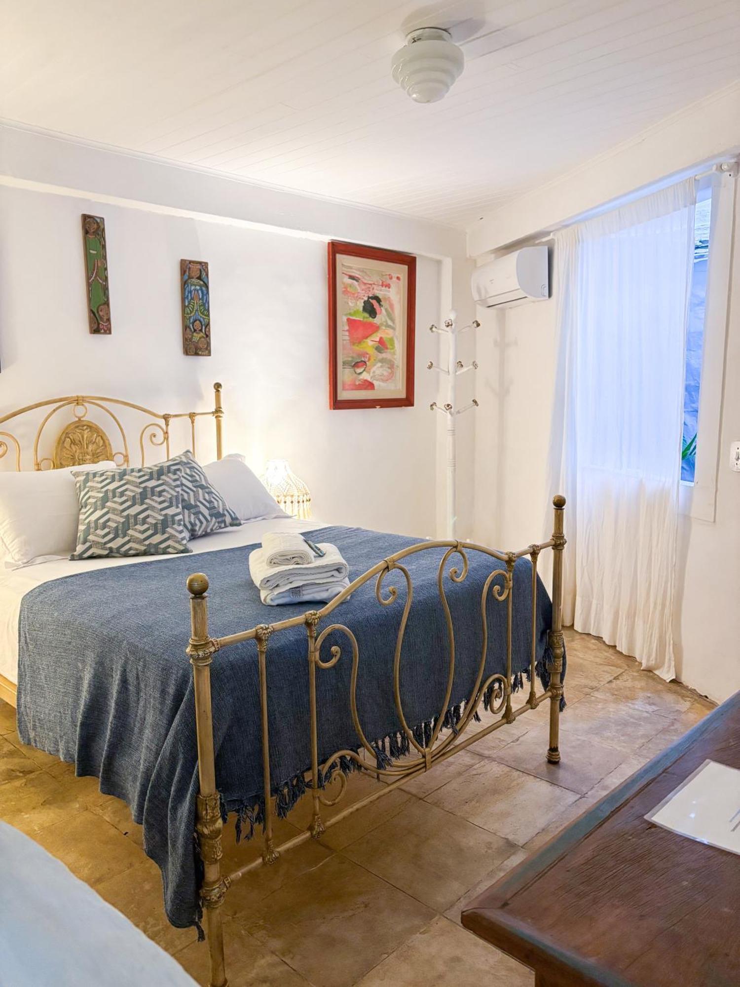 Peixe Crew Manguinhos Bed & Breakfast Armacao dos Buzios Exterior photo